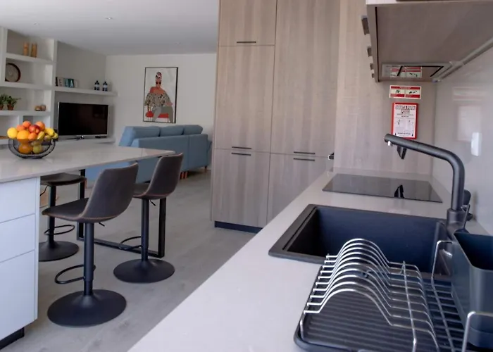 Malho's House * Ferrel (Leiria)